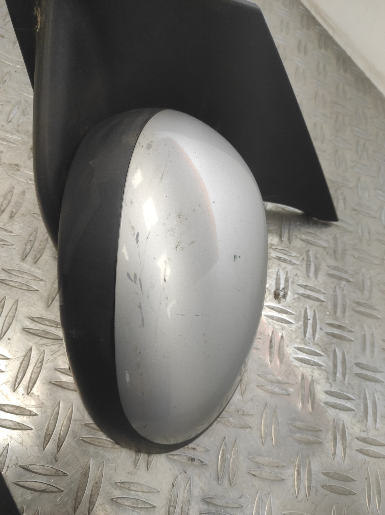 Retroviseur gauche PEUGEOT 107 PHASE 1 – 879400H011