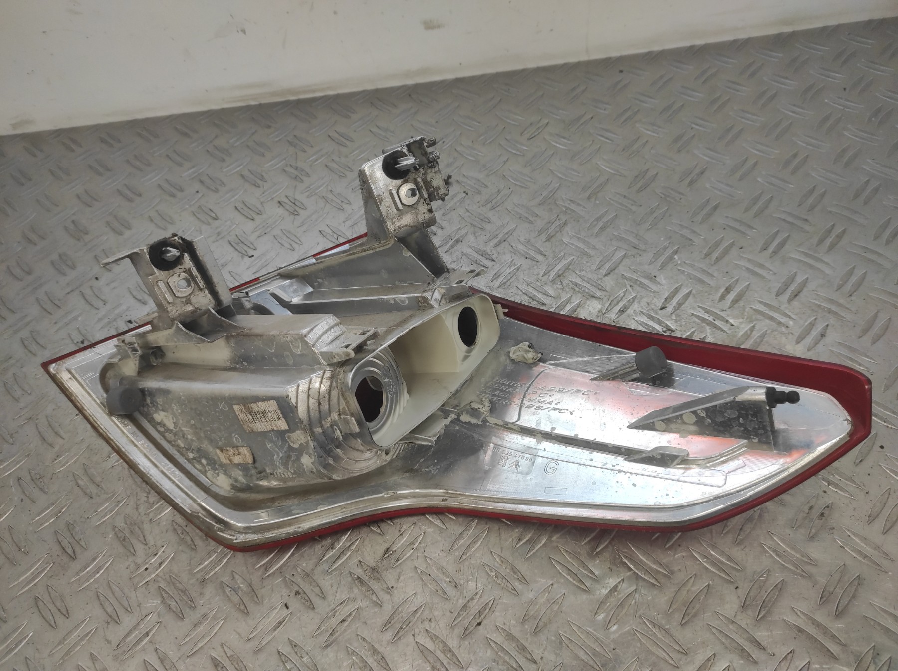 Feu arriere principal gauche (feux) CITROEN C4 PICASSO 1 – 9653547580