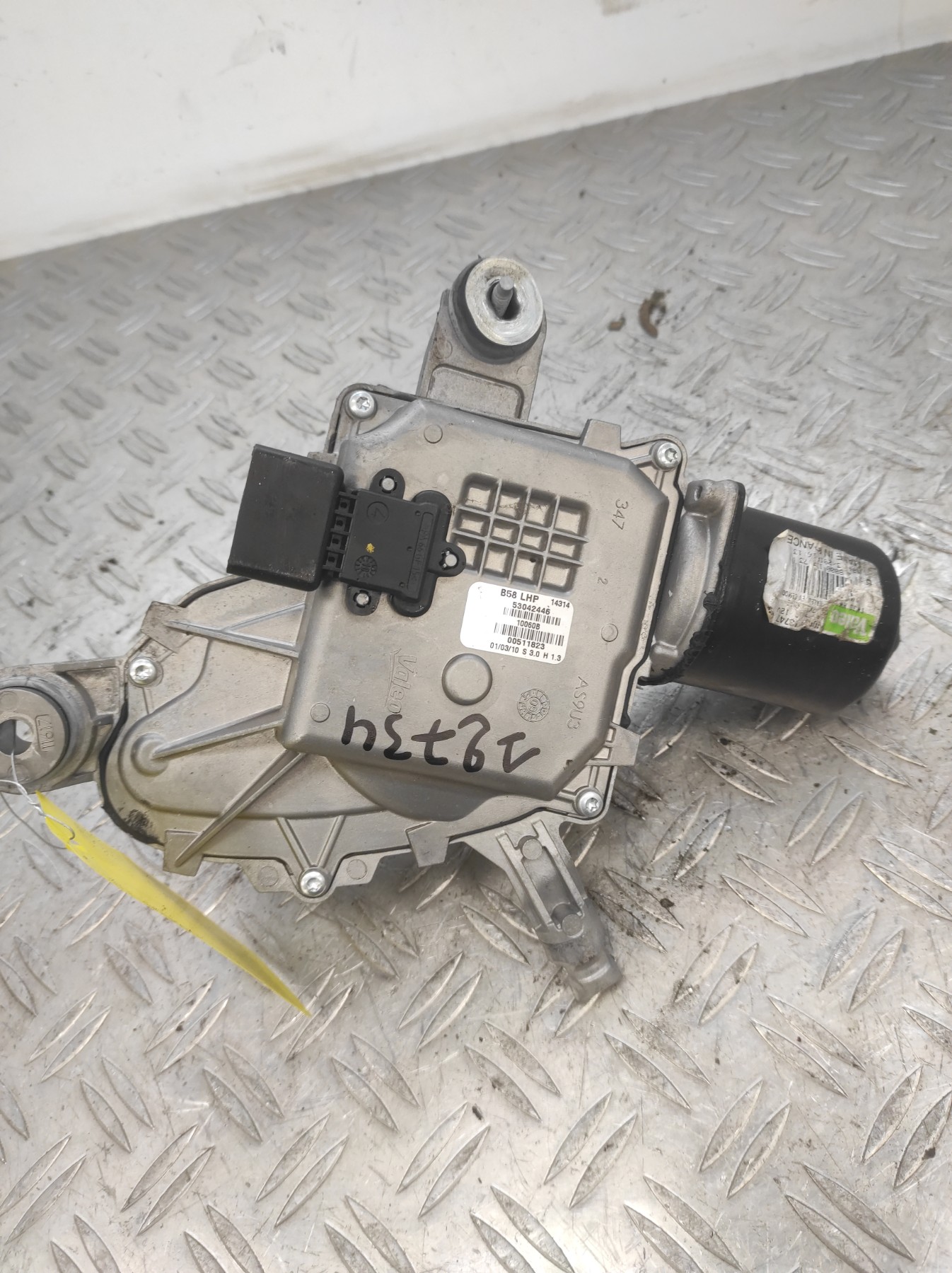 Moteur essuie glace avant droit CITROEN C4 PICASSO 1 – 53042446