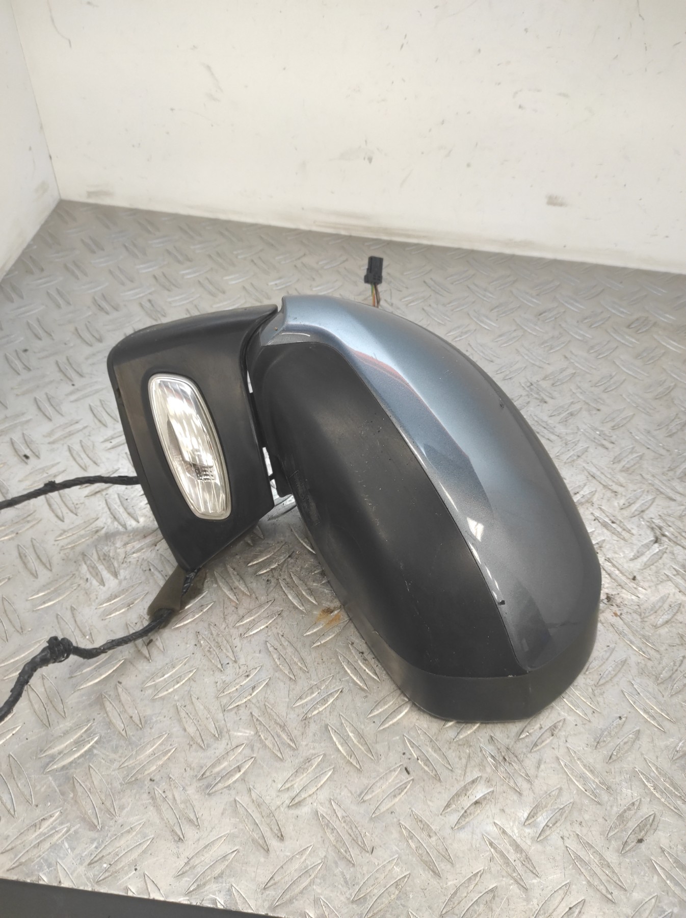 Retroviseur gauche CITROEN C4 PICASSO 1 – E9024345