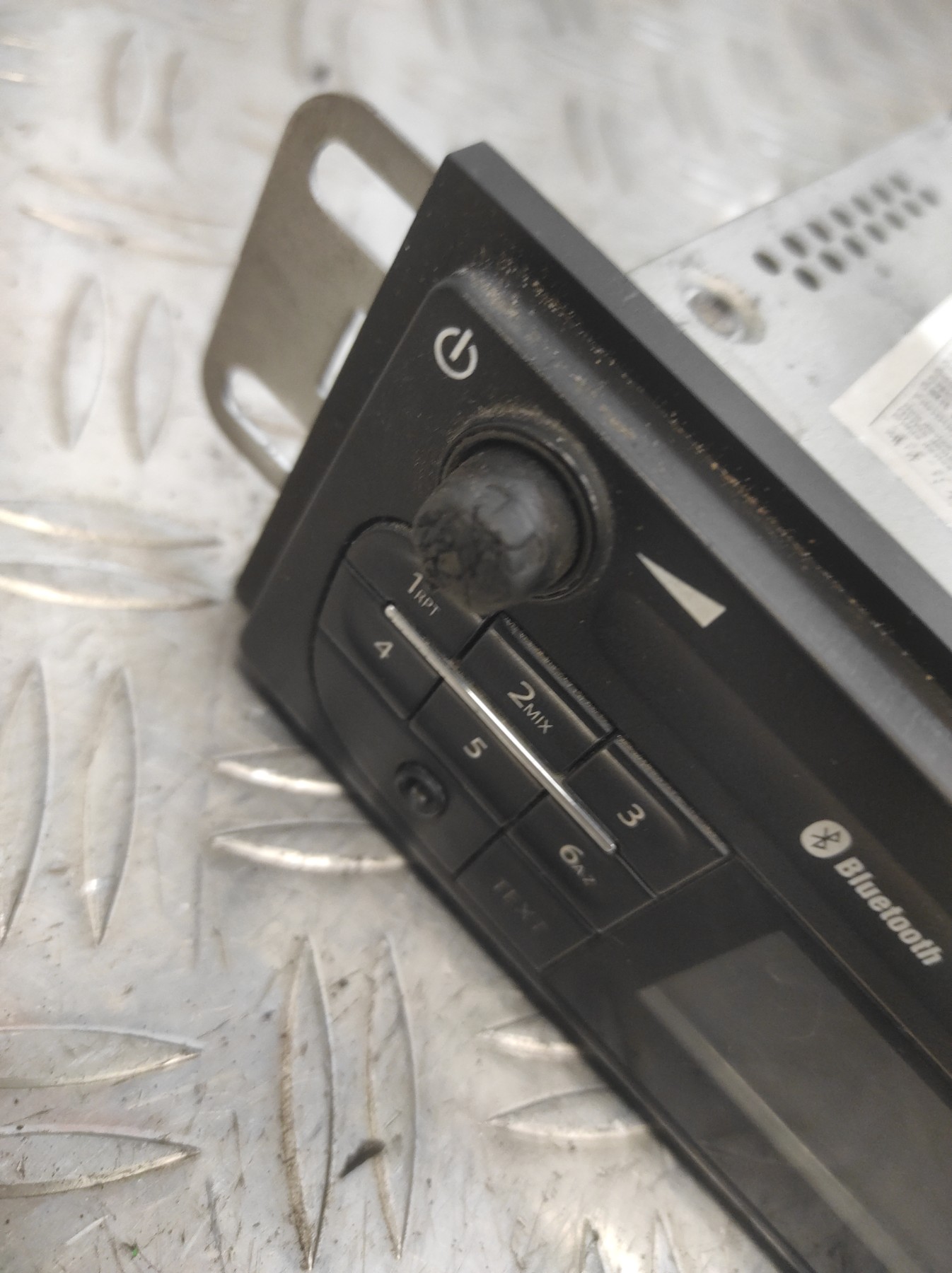 Autoradio d’origine RENAULT TRAFIC 3 COURT PHASE 1 – 281154118R