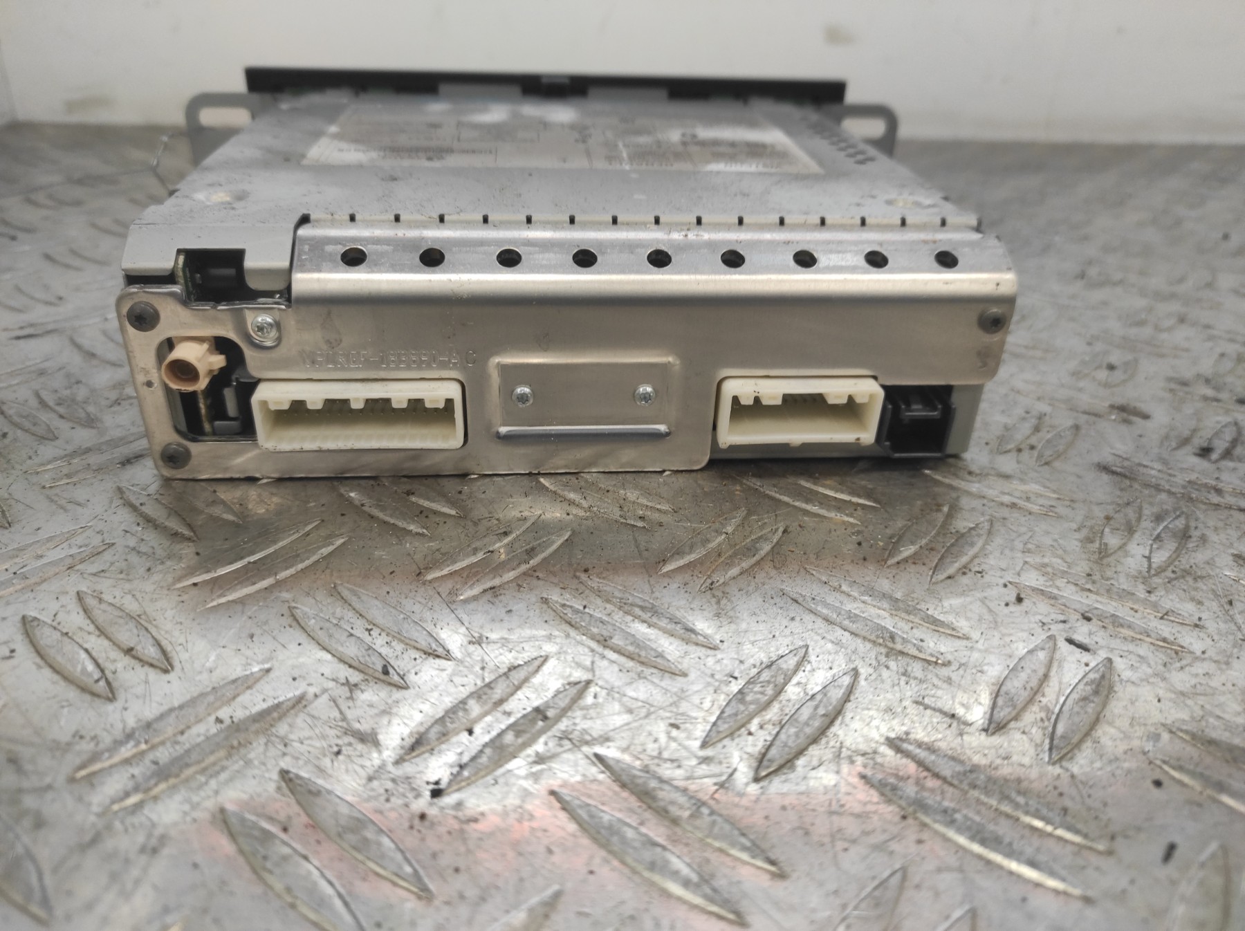 Autoradio d’origine RENAULT TRAFIC 3 COURT PHASE 1 – 281154118R