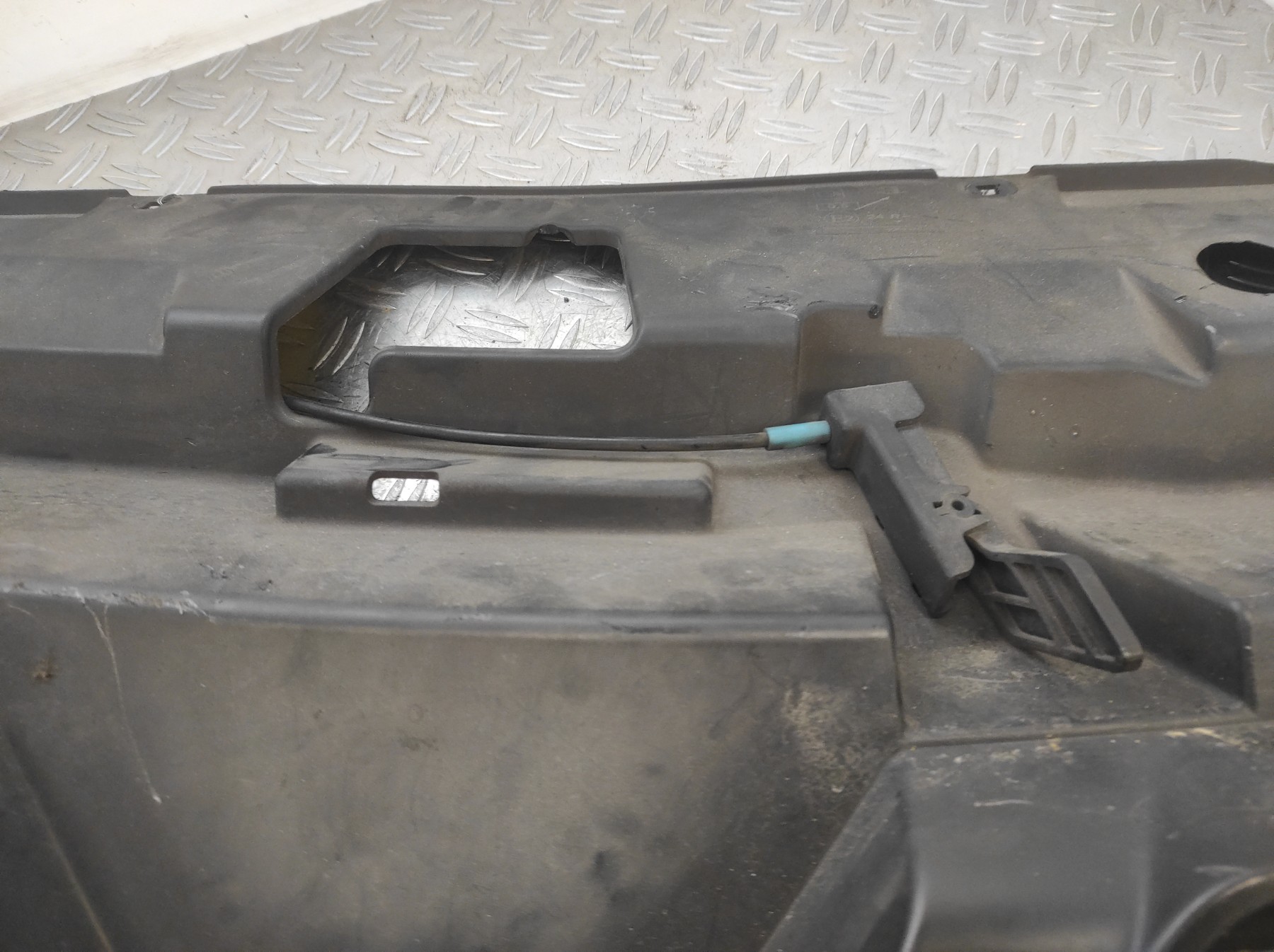 Calandre RENAULT TRAFIC 3 COURT PHASE 1 – 623108673R