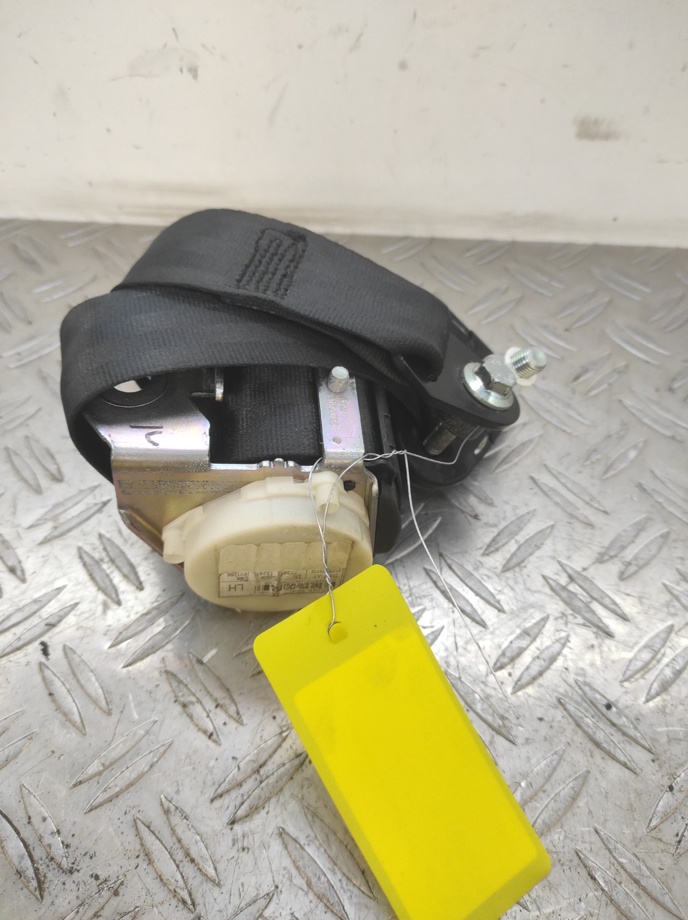 Ceinture arriere gauche FIAT 500 2 PHASE 1 – 34075339B