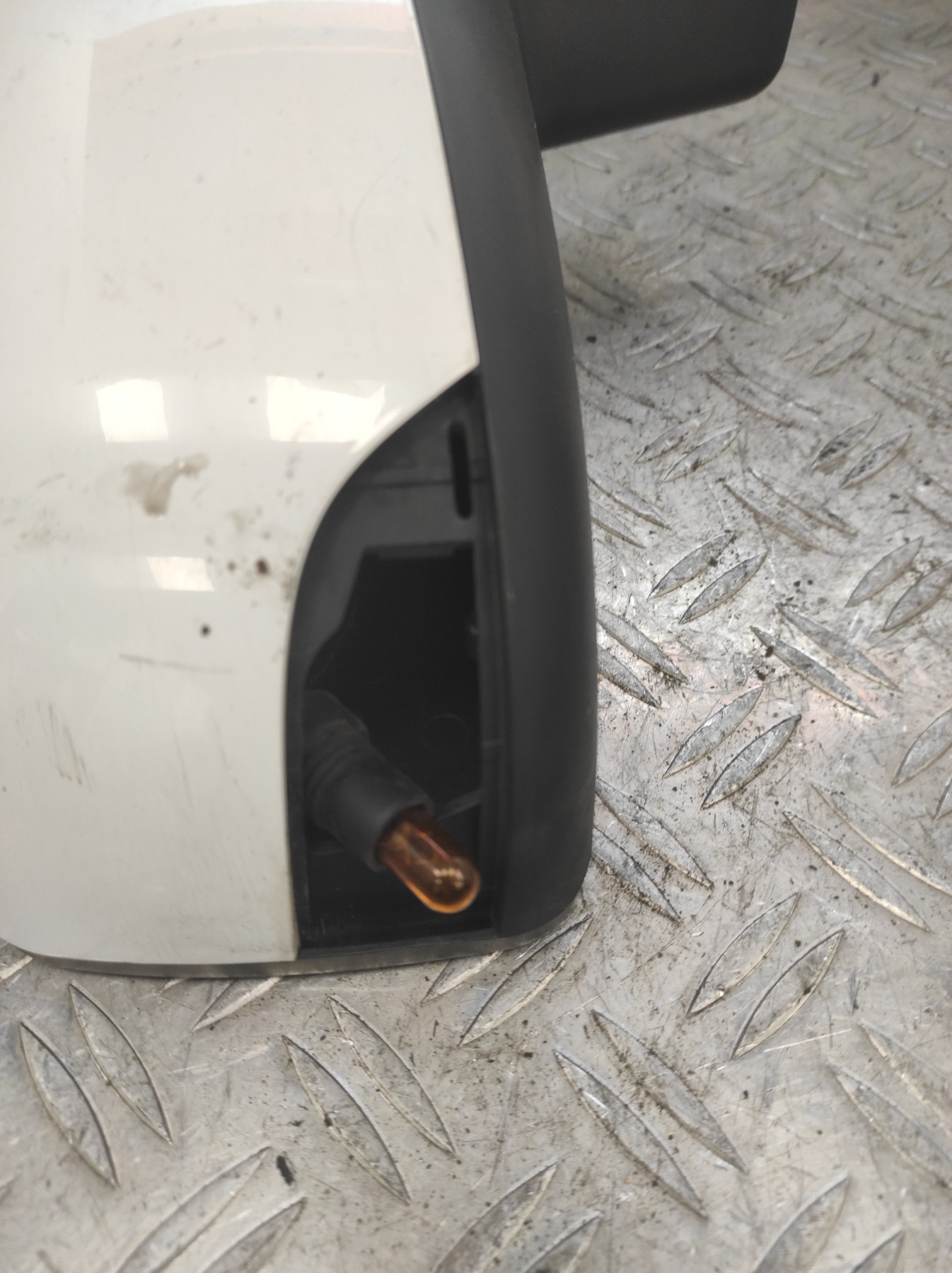 Retroviseur droit RENAULT SCENIC 3 PHASE 2 – 963019850R