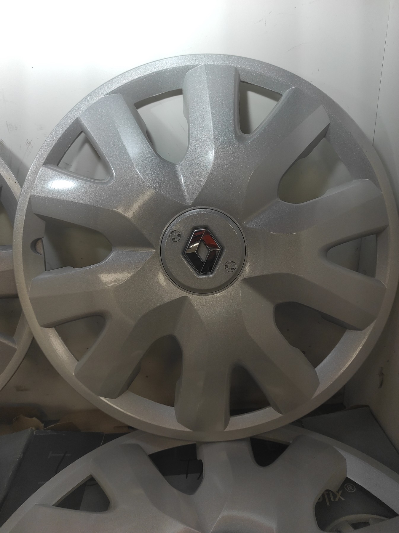 Enjoliveur RENAULT MEGANE 2 PHASE 2 – 7711419381