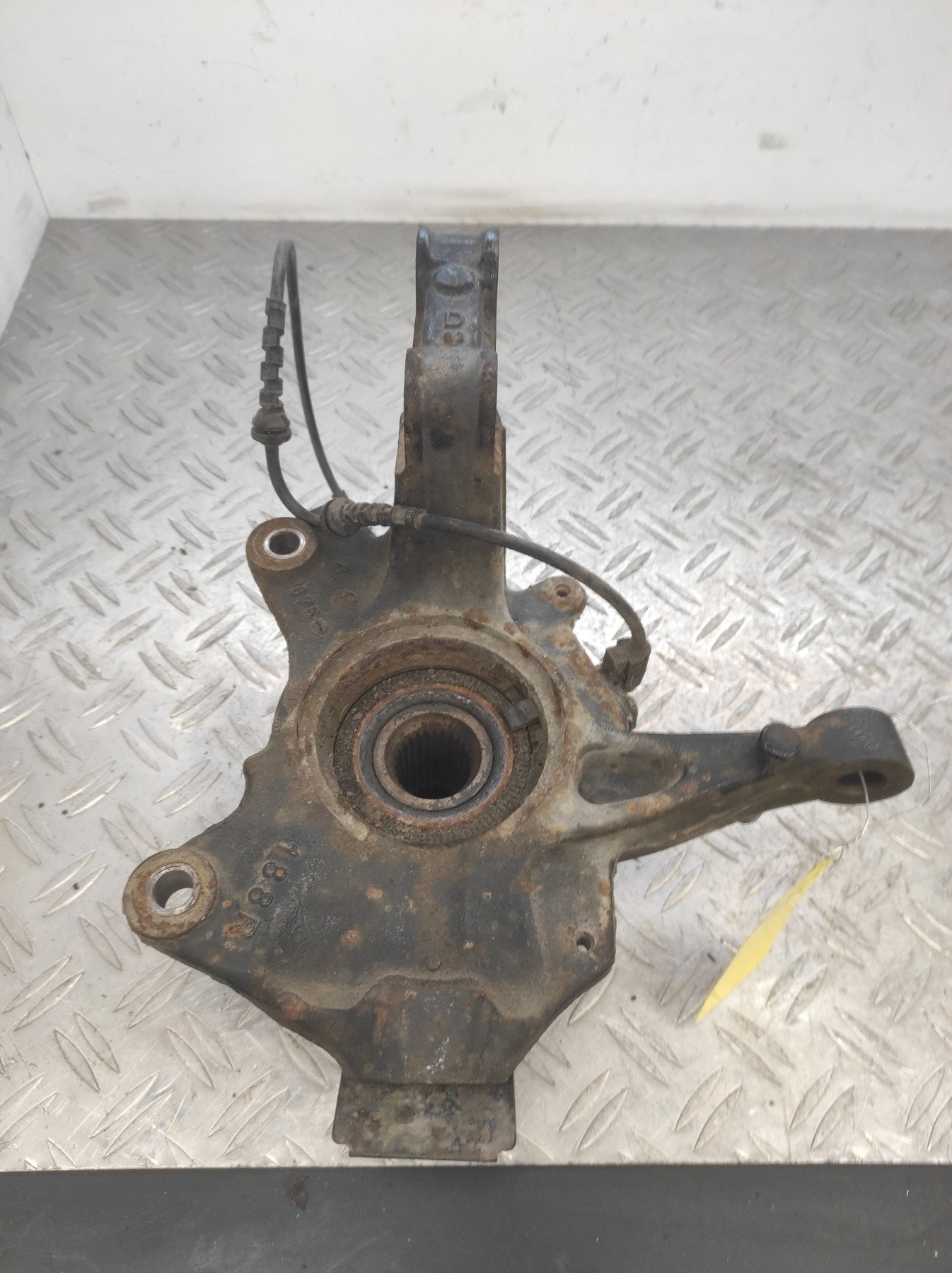 Fusee avant droit RENAULT GRAND SCENIC 3 PHASE 1 – 400140044R