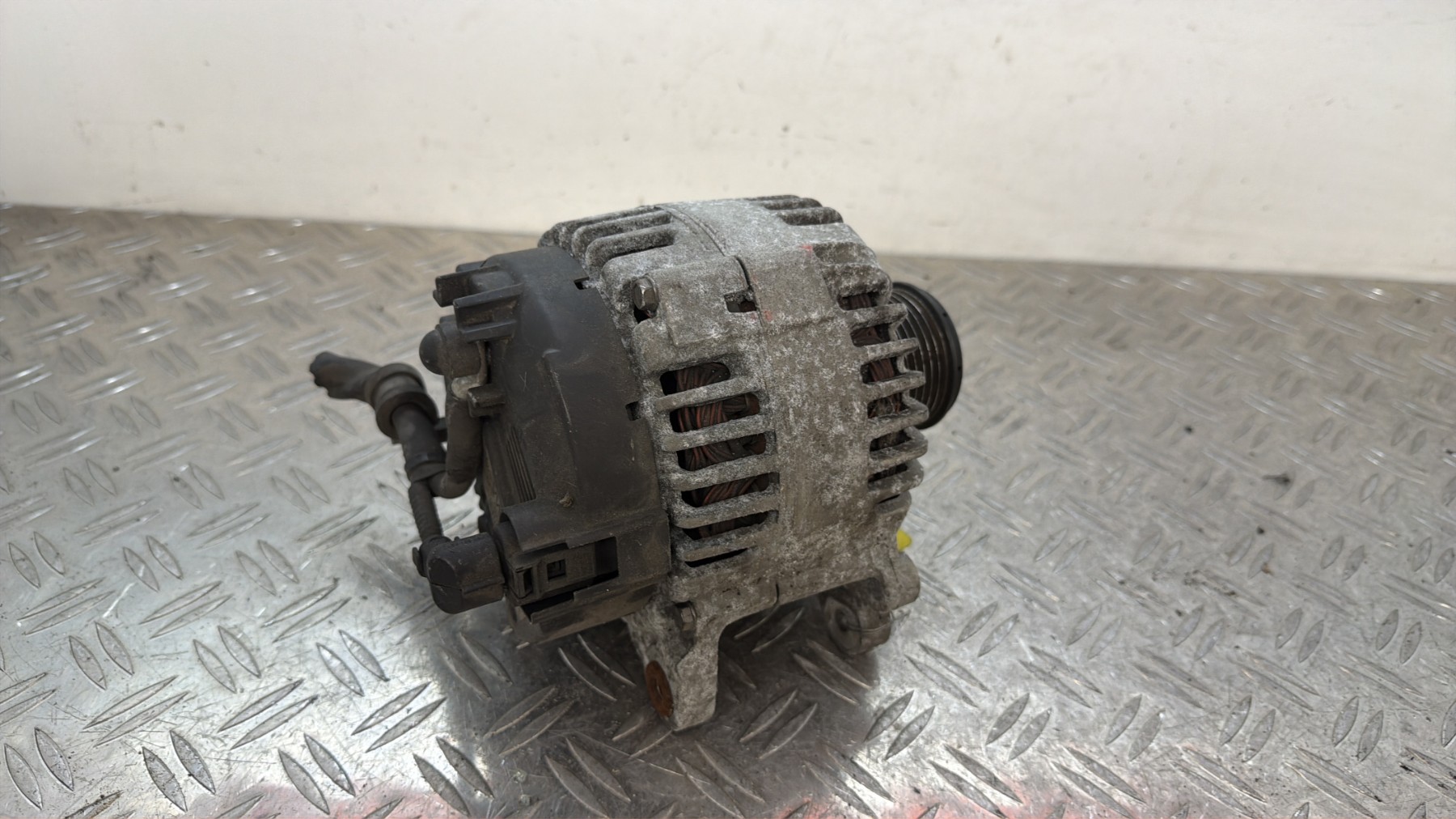 Alternateur VOLKSWAGEN TOURAN 1 PHASE 1 – 06F903023C