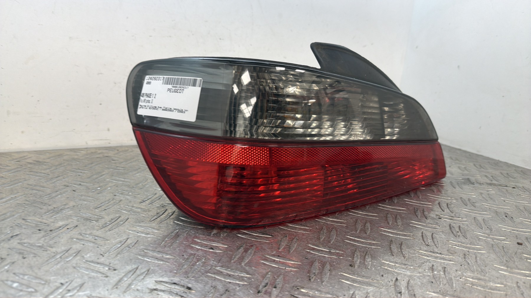 Feu arriere principal gauche (feux) PEUGEOT 406 PHASE 1 – 6,35E+11