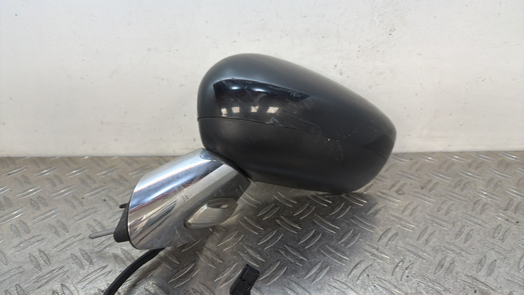 Retroviseur gauche CITROEN DS3 PHASE 1 – 232676025