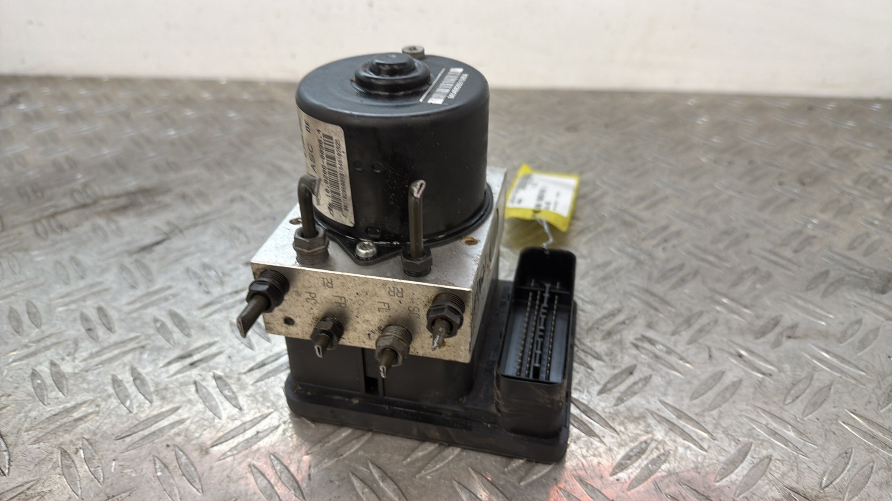 Bloc ABS (freins anti-blocage) MINI MINI 1 R50/R53 PHASE 1 – 6765284