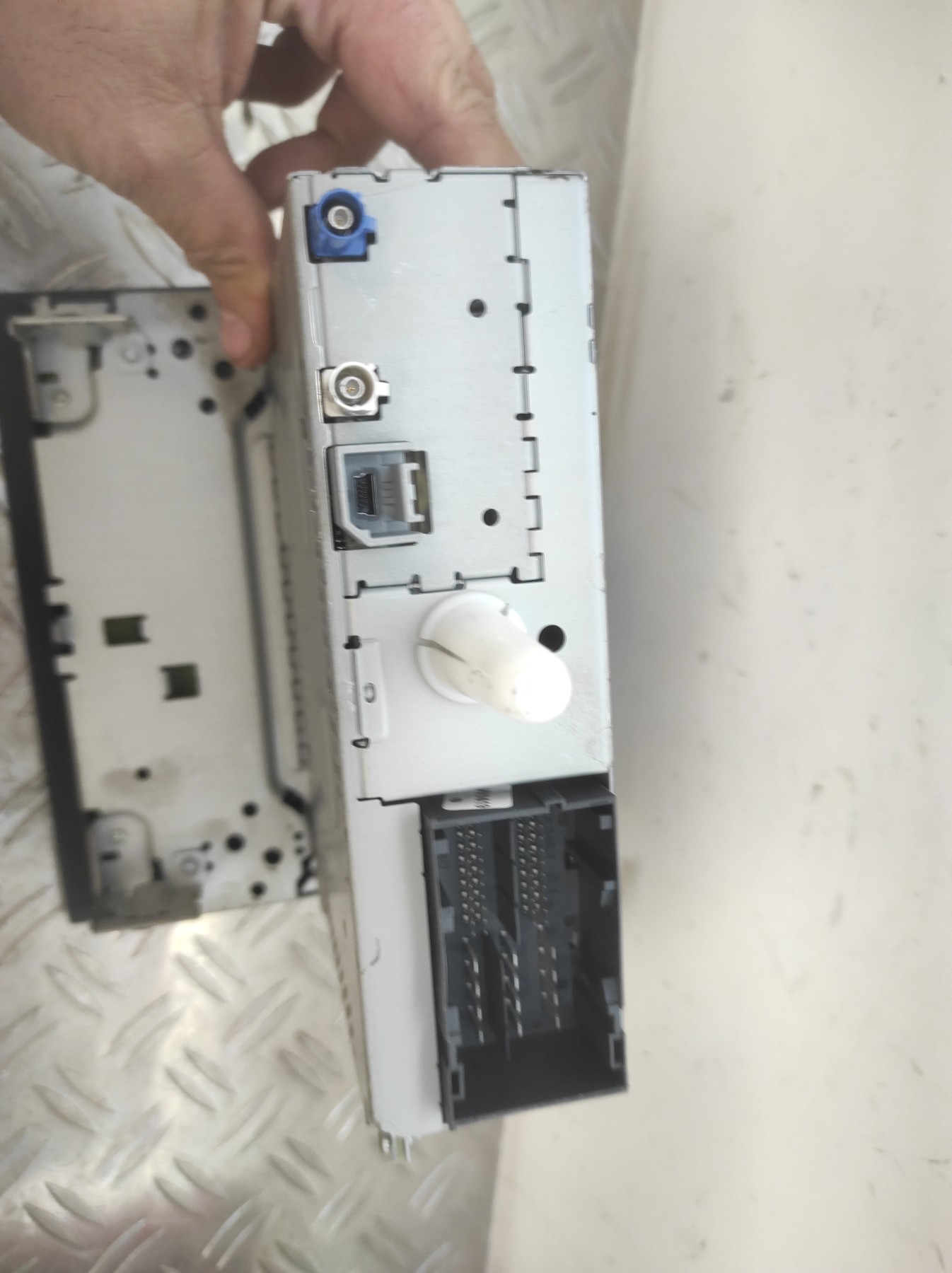 Autoradio d&rsquo;origine FIAT DUCATO 3 PHASE 2 – 7355857930