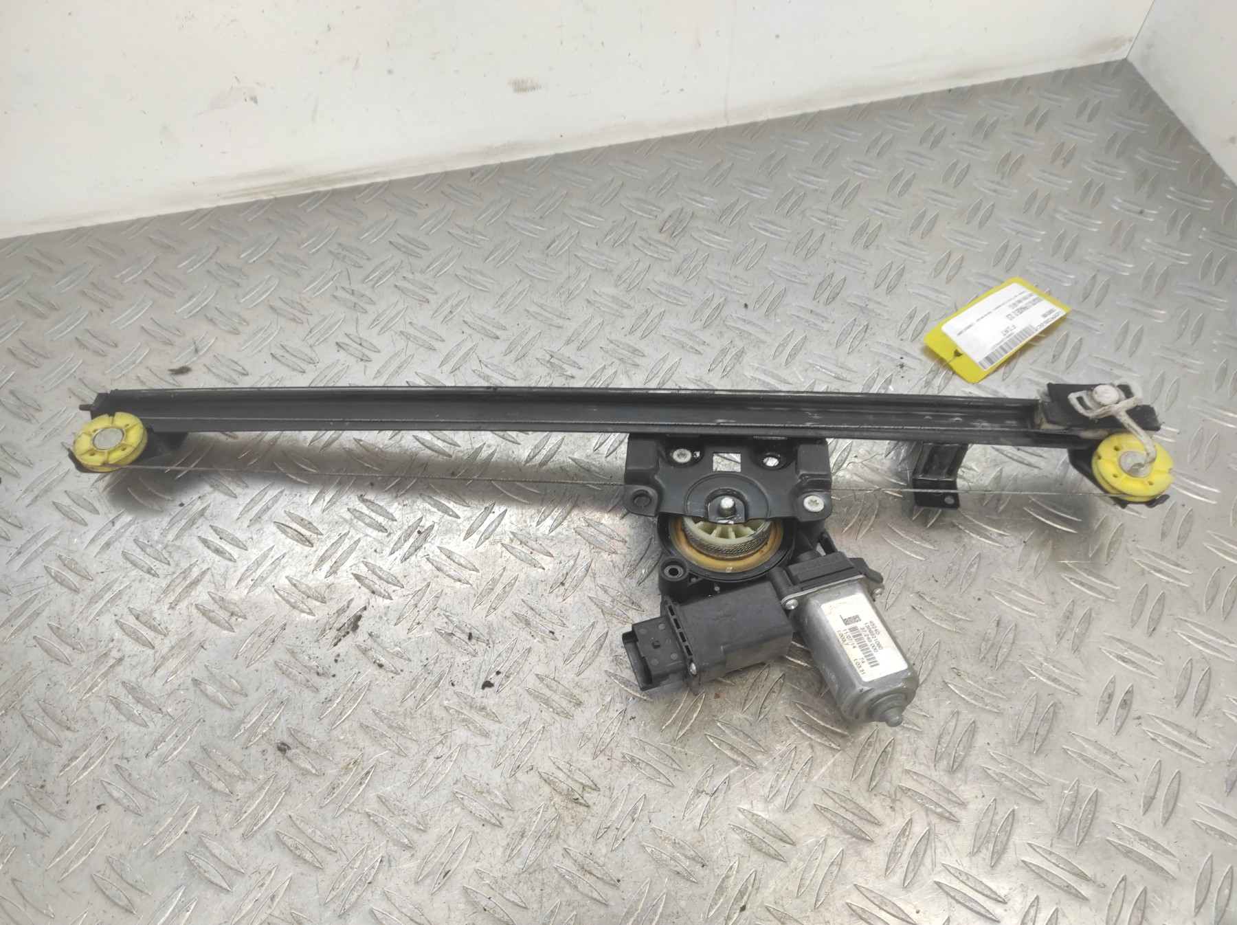 Leve vitre electrique avant gauche FIAT DUCATO 3 PHASE 2 – 1368921080