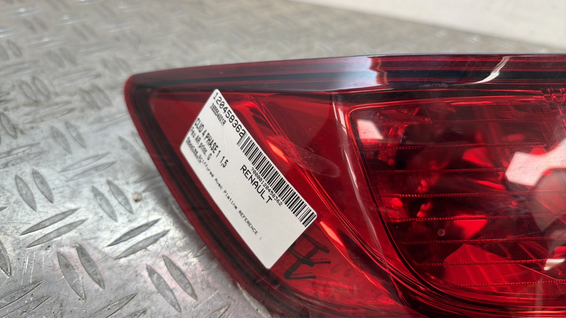 Feu arriere principal gauche (feux) RENAULT CLIO 4 PHASE 1 – 265554091R