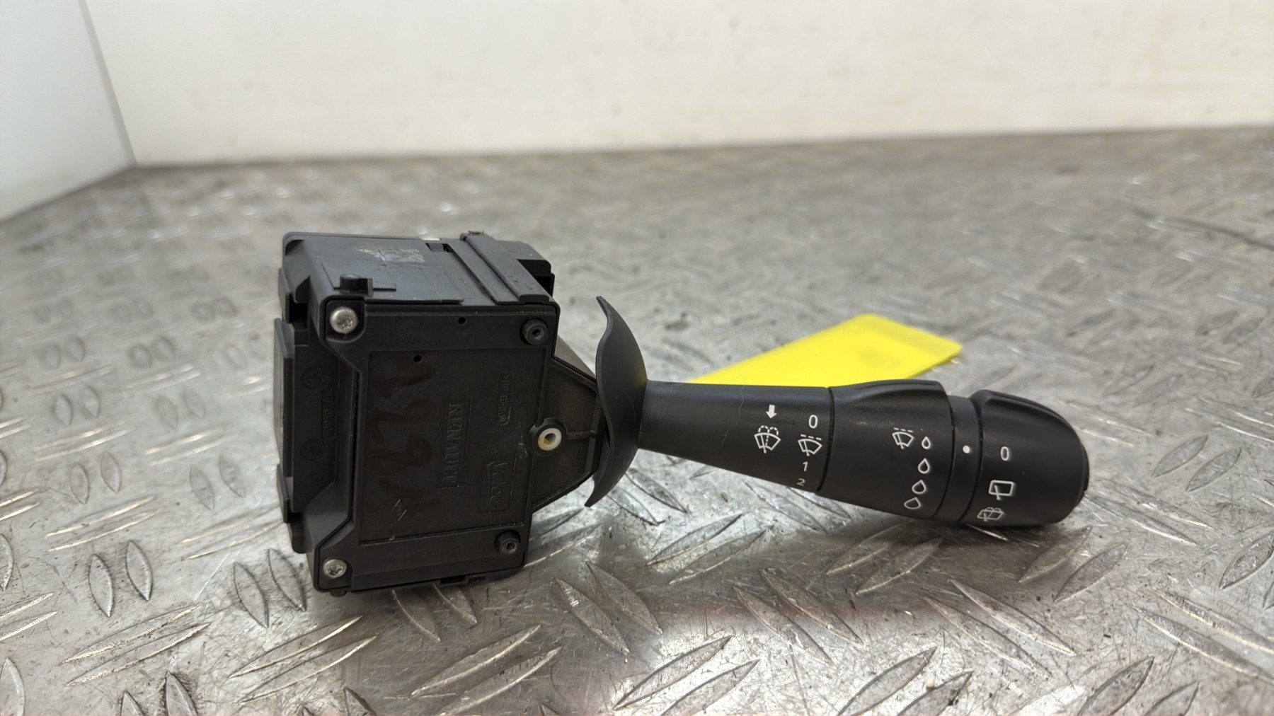 Commodo d’essuie glaces RENAULT CLIO 4 PHASE 1 – 255671163R