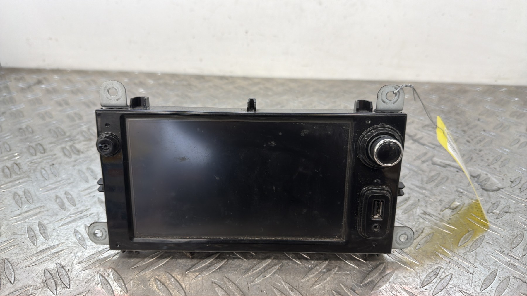Ecran GPS RENAULT CLIO 4 PHASE 1 – 281153868R