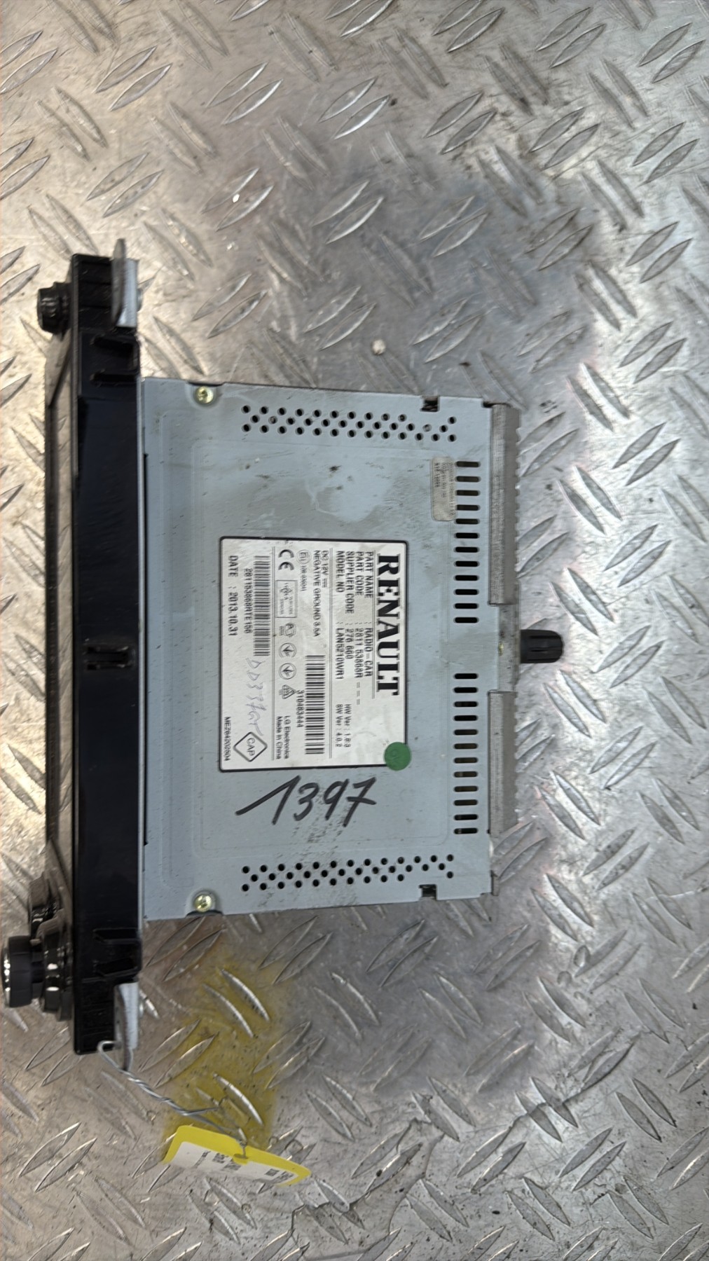 Ecran GPS RENAULT CLIO 4 PHASE 1 – 281153868R