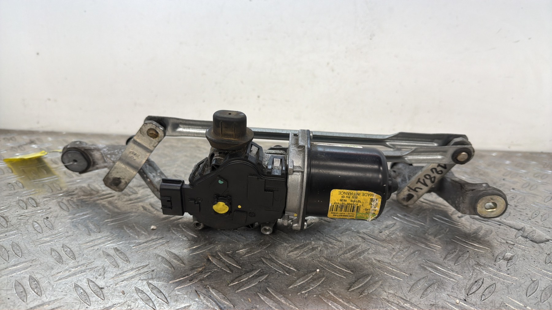 Moteur essuie glace avant RENAULT CLIO 4 PHASE 1 – 288004542R