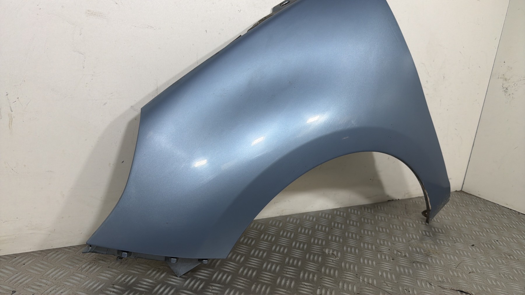 Aile avant gauche RENAULT SCENIC 3 PHASE 1 – 631018882R