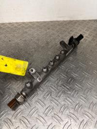 Rampe injection VOLKSWAGEN PASSAT 5 BREAK – 03L130089