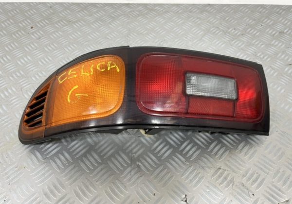 Feu arriere principal gauche (feux) TOYOTA CELICA T18