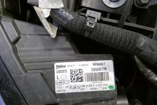 Optique avant principal gauche (feux)(phare) RENAULT MEGANE 4 – 260608417R