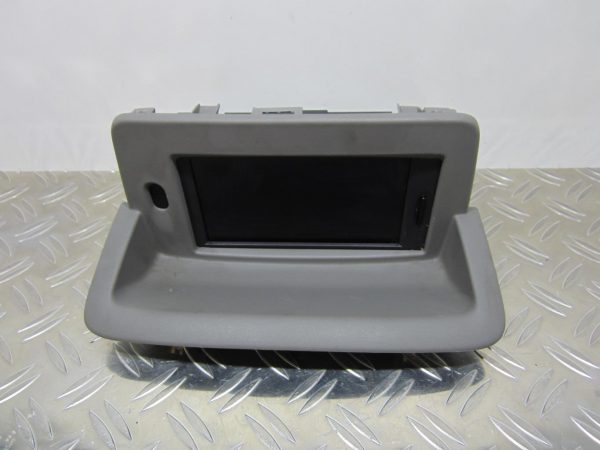 Ecran GPS RENAULT CLIO 3 – 8200884343