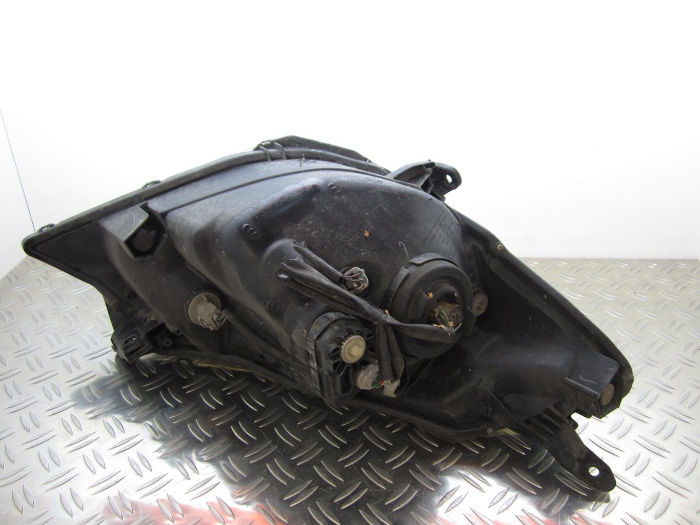 Optique avant principal gauche (feux)(phare) TOYOTA YARIS 3