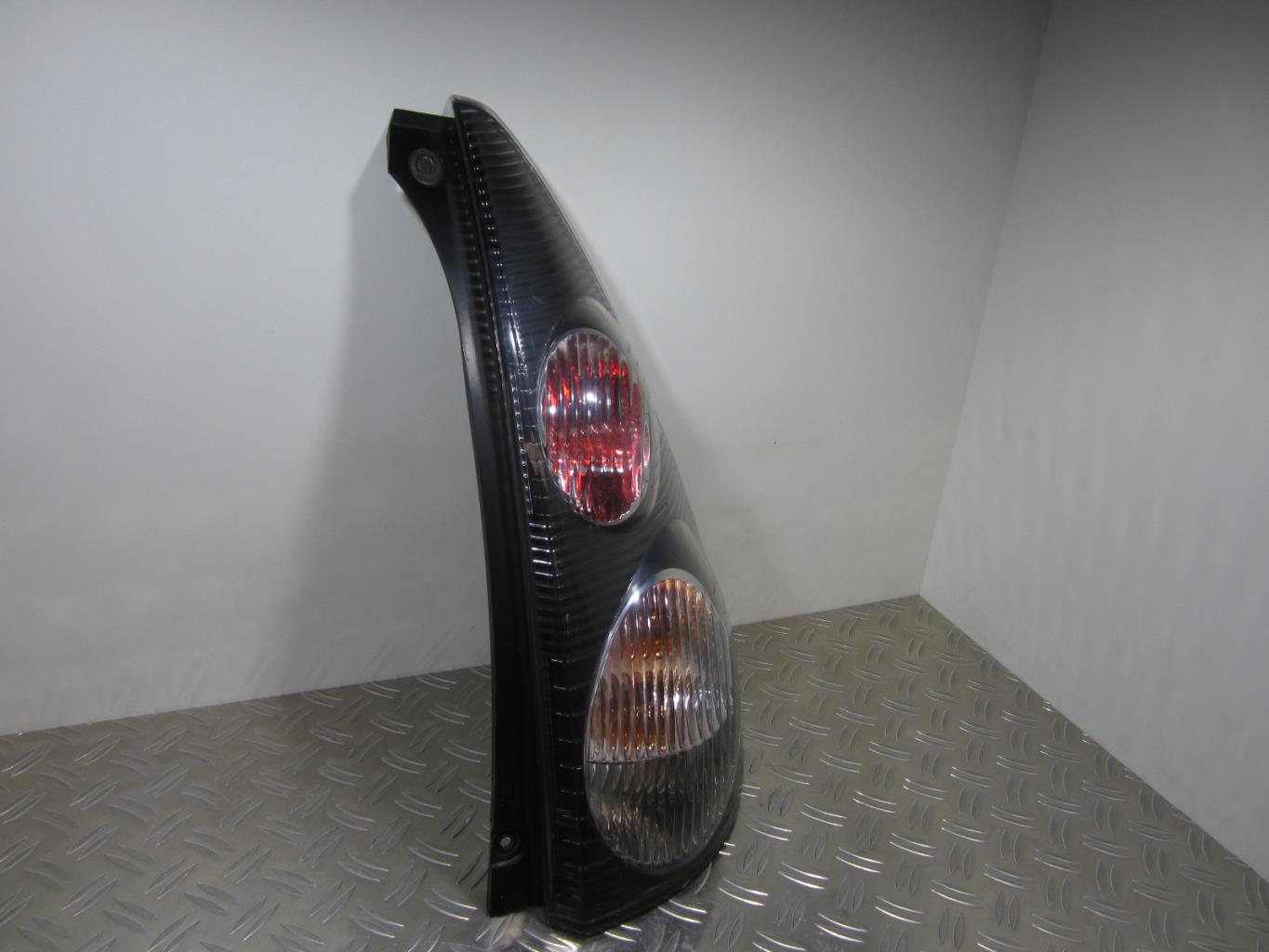 Feu arriere principal droit (feux) CITROEN C1 1 – 815500H060