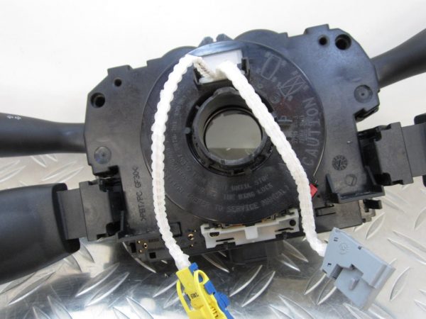 Com (Bloc Contacteur Tournant+Commodo Essuie Glace+Commodo Phare) Peugeot 308 1 SW – 96659954XT / 12276608