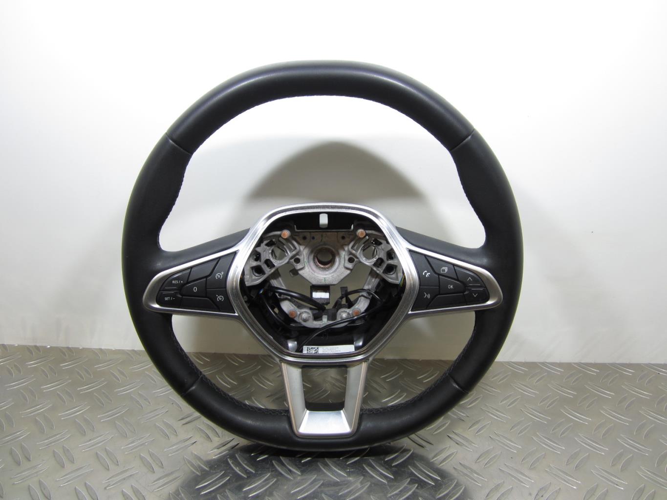 Volant RENAULT CLIO 5 – 484002607R / 34268102B