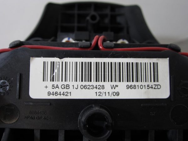 Air bag conducteur PEUGEOT 308 2 SW – 96810154ZD