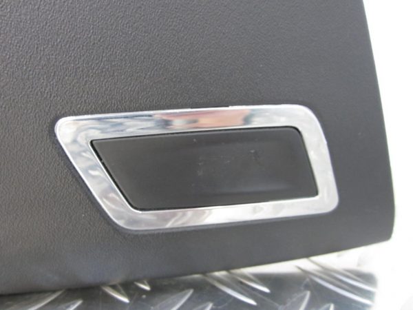 Boite a gants coté conducteur CITROEN C4 PICASSO 1