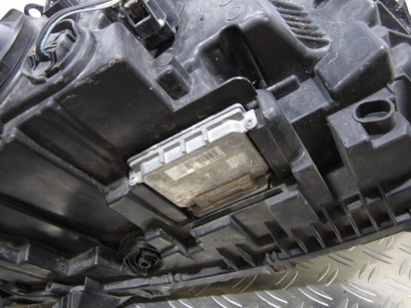 Optique avant principal gauche (feux)(phare) CITROEN C5 2 – 9684845880