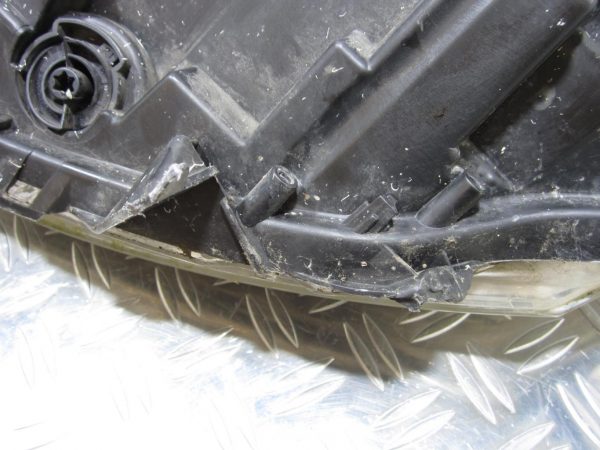Optique avant principal droit (feux)(phare) CITROEN C5 2 – 9684845080
