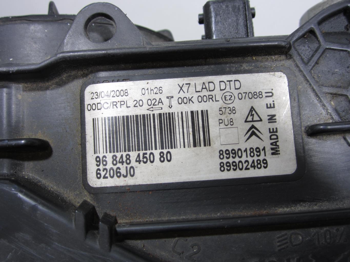 Optique avant principal droit (feux)(phare) CITROEN C5 2 – 9684845080