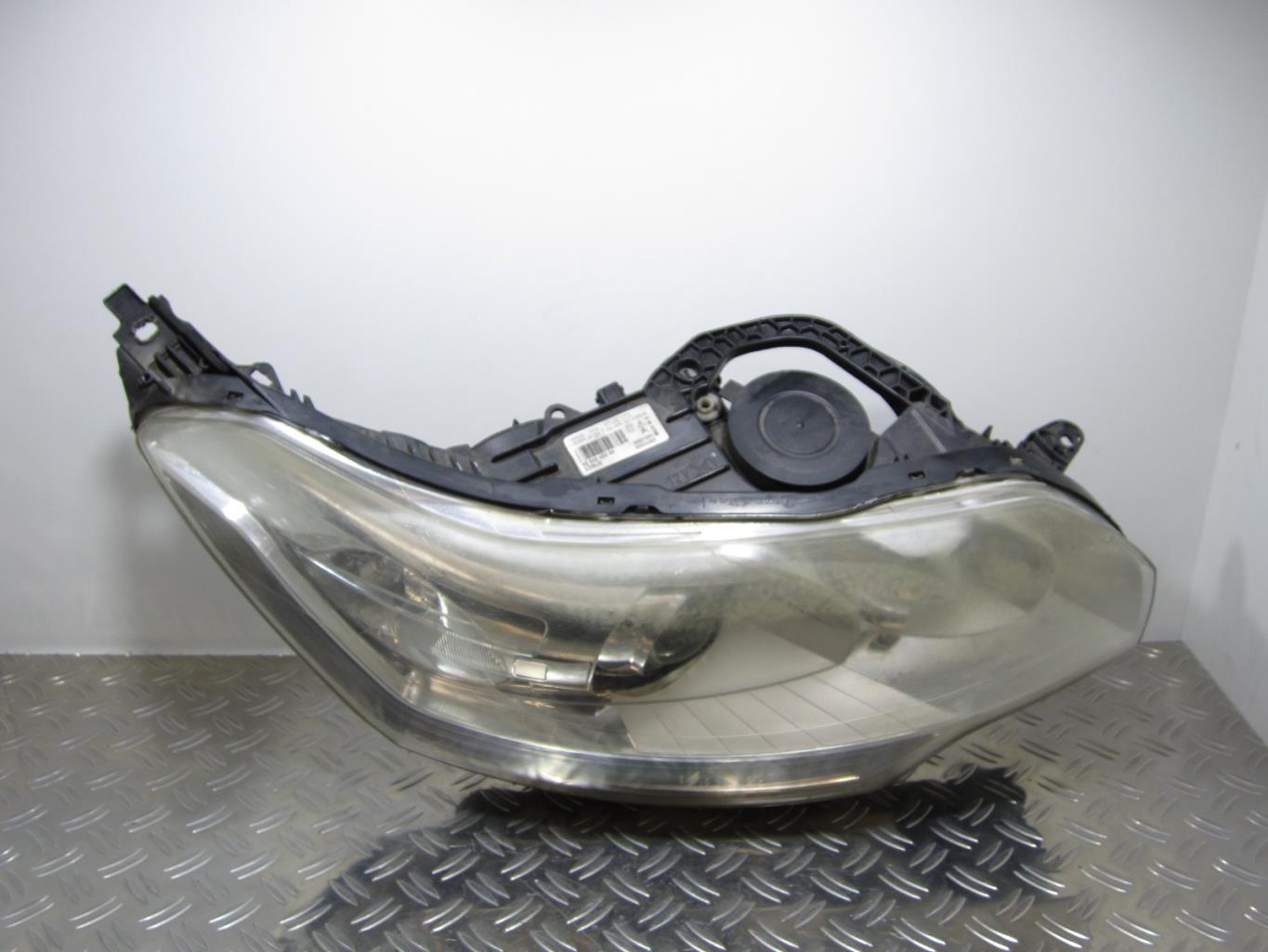 Optique avant principal droit (feux)(phare) CITROEN C5 2 – 9684845080