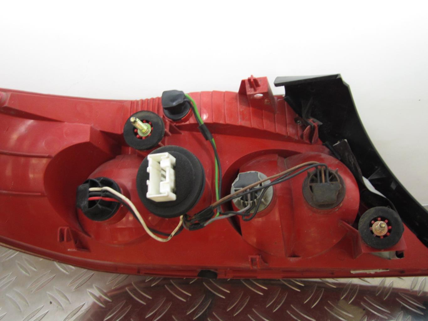 Feu arriere principal droit (feux) PEUGEOT 407 COUPE – 9648537580