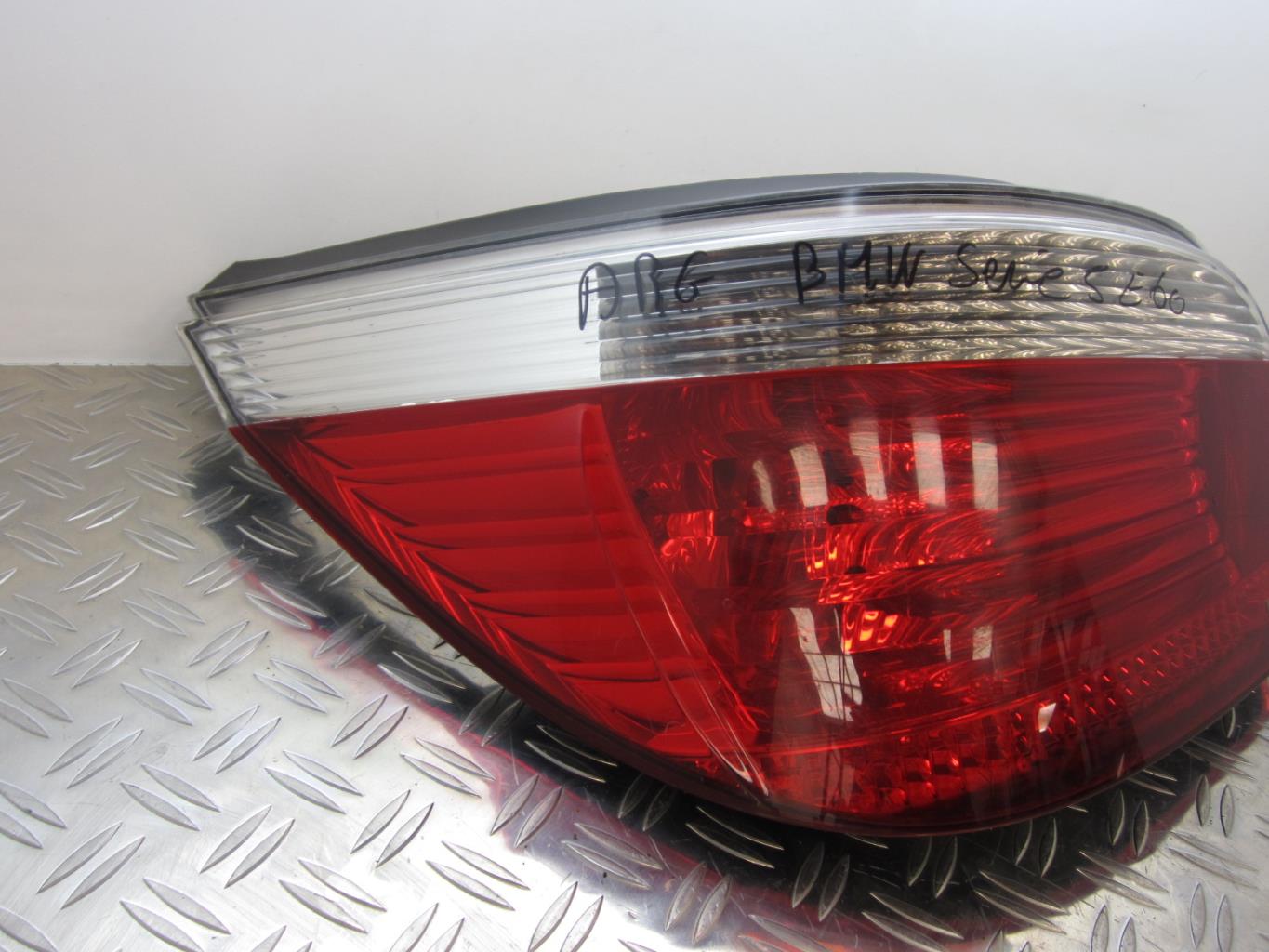 Feu arriere principal gauche (feux) BMW SERIE 5 E60 – 6923305 / 6910767