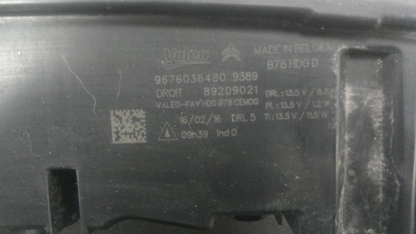 Feu diurne avant droit CITROEN C4 GRAND SPACETOURER – 9676036480