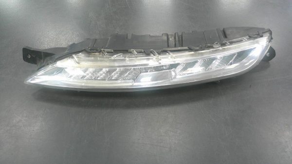 Feu diurne avant gauche CITROEN C4 GRAND SPACETOURER – 9676036580