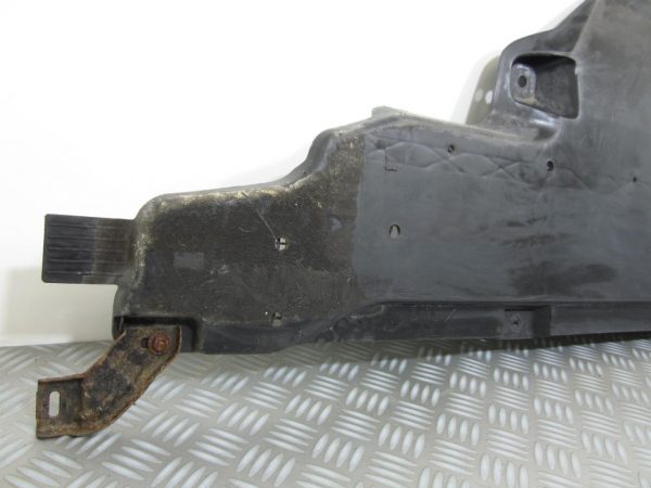 Cache protection chassis RENAULT CLIO 4 – 5552735588R