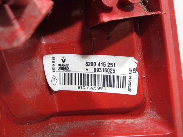 Feu arriere principal droit (feux) RENAULT TRAFIC 2 – 8200415251