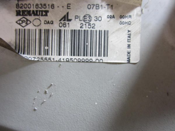 Optique avant principal gauche (feux)(phare) RENAULT MASTER 2 – 8200163516