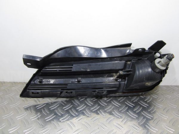 Grille de calandre droite NISSAN MICRA 3 – 89027936