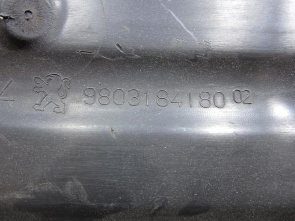 Guidage d’air PEUGEOT 308 2 – 9803184180