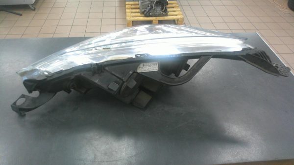 Optique avant principal droit (feux)(phare) CITROEN C3 2 – 9673814380