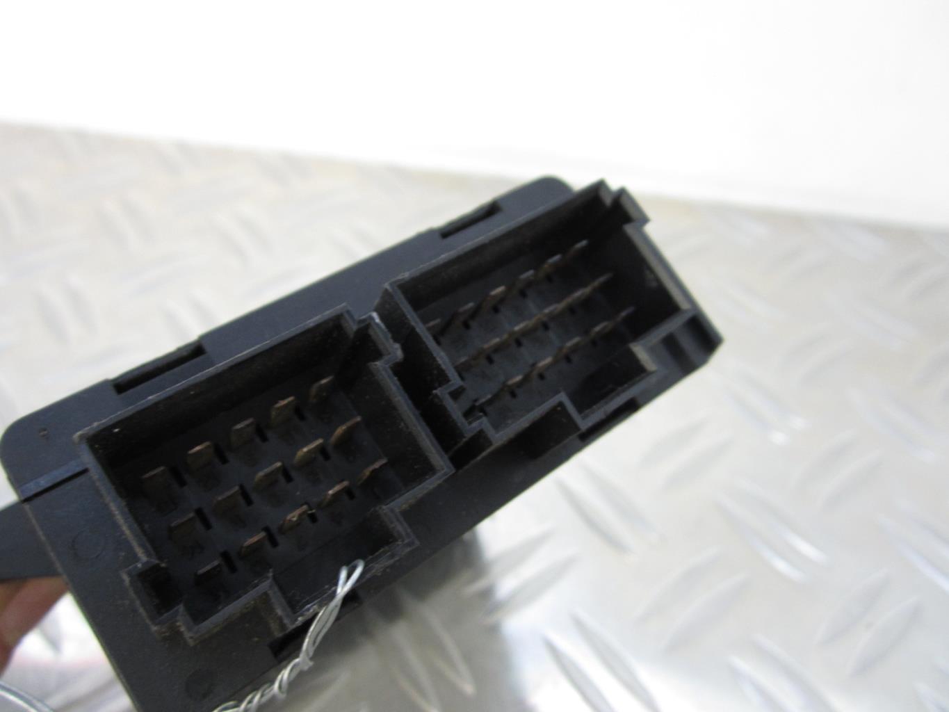 Boitier de centralisation MERCEDES SPRINTER 1 – A0004461019 / 410215010001