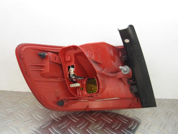 Feu arriere principal droit (feux) AUDI A6 3 AVANT PHASE 1 BREAK – 4F9945096 / 89037752