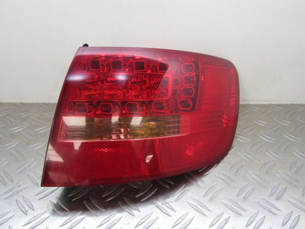 Feu arriere principal droit (feux) AUDI A6 3 AVANT PHASE 1 BREAK – 4F9945096 / 89037752